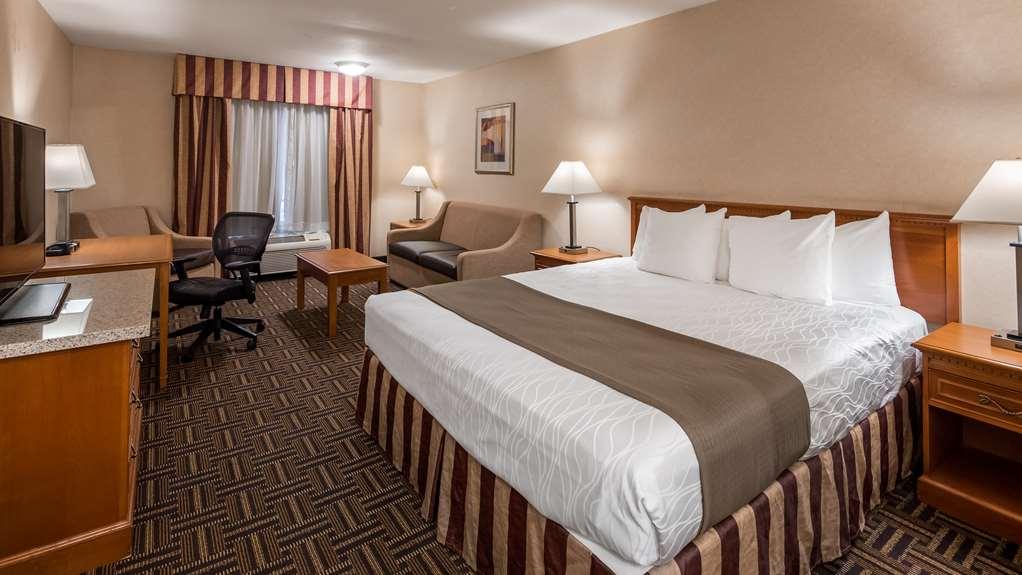 Best Western Norwalk Inn Экстерьер фото