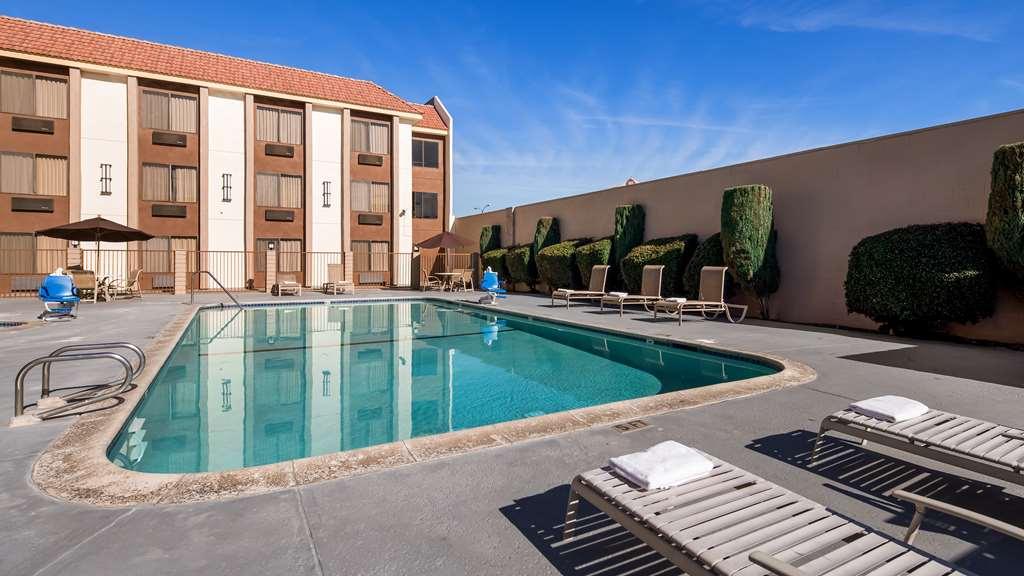 Best Western Norwalk Inn Экстерьер фото