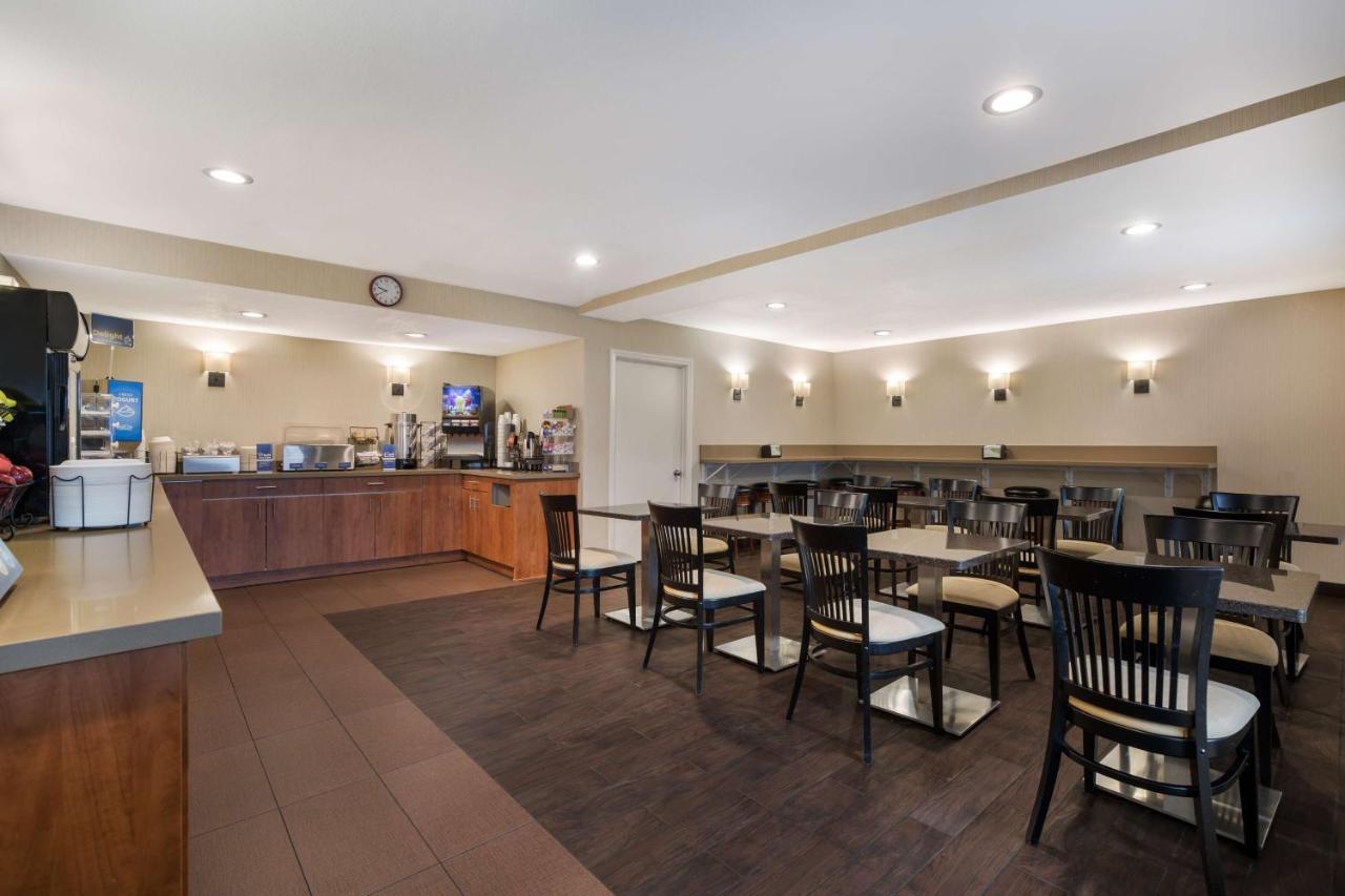 Best Western Norwalk Inn Экстерьер фото