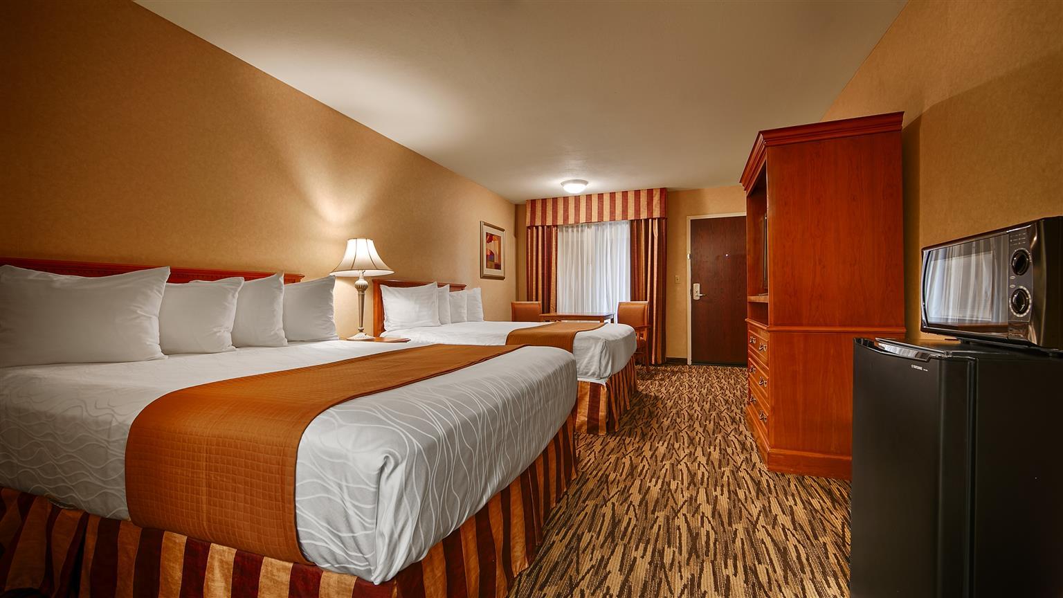 Best Western Norwalk Inn Экстерьер фото